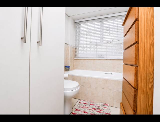 2 BEDROOM APARTMENT FOR SALE IN MUSGRAVE